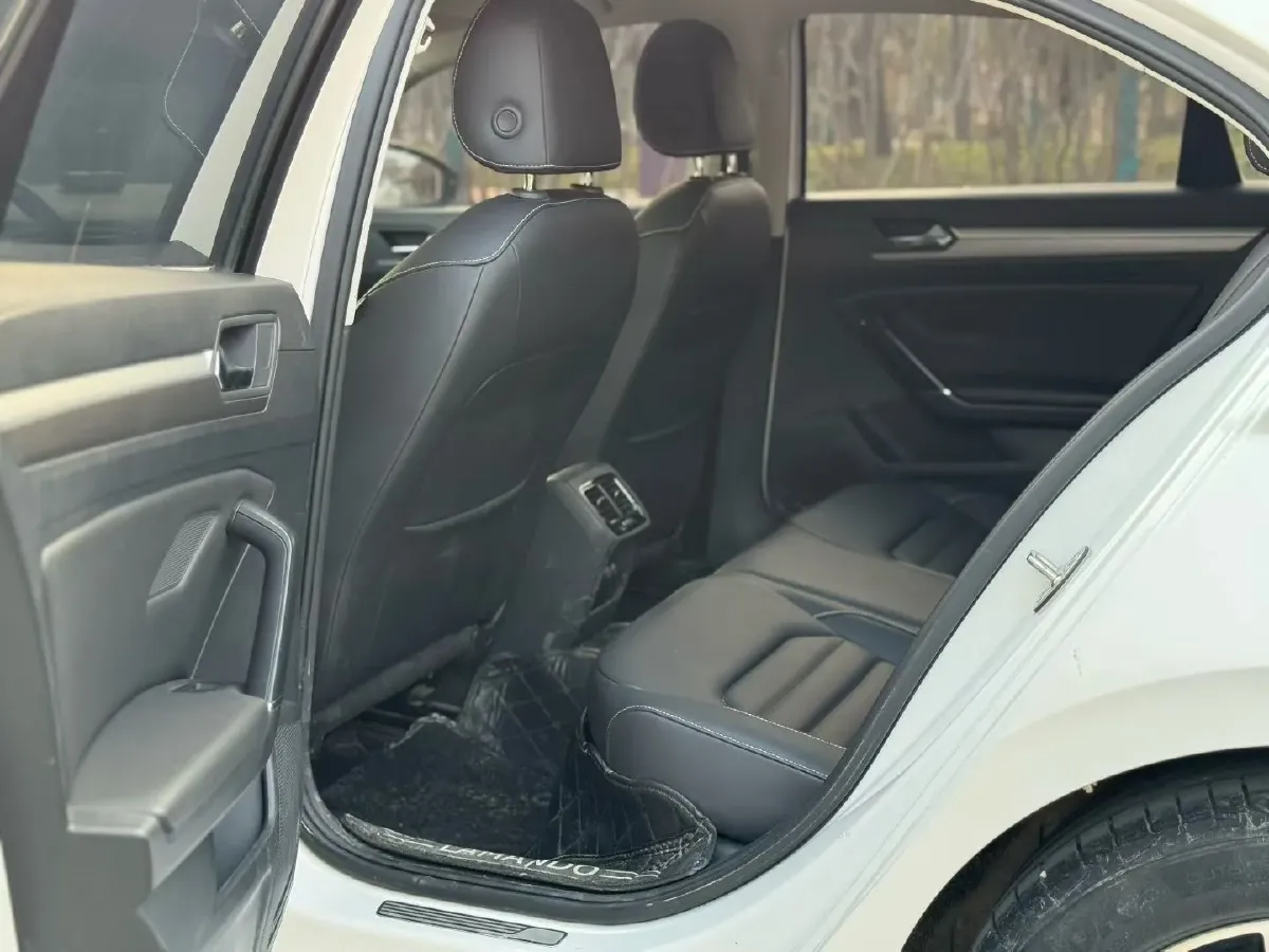 2019 Volkswagen Passat 1.4T 150HP L4 7DCT,autocango,china used car exporter,china ev exporter,chinese used car exporter,chinese used ev exporter