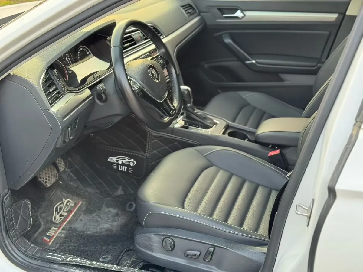 2019 Volkswagen Passat 1.4T 150HP L4 7DCT,autocango,china used car exporter,china ev exporter,chinese used car exporter,chinese used ev exporter