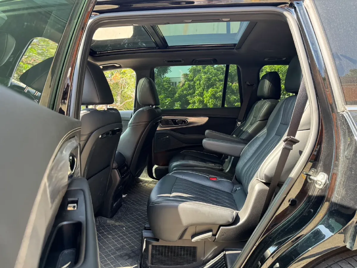 2022 GAC Trumpchi GS8 2.0T 190HP L4 E-CVT Hybrid,autocango,china used car exporter,china ev exporter,chinese used car exporter,chinese used ev exporter