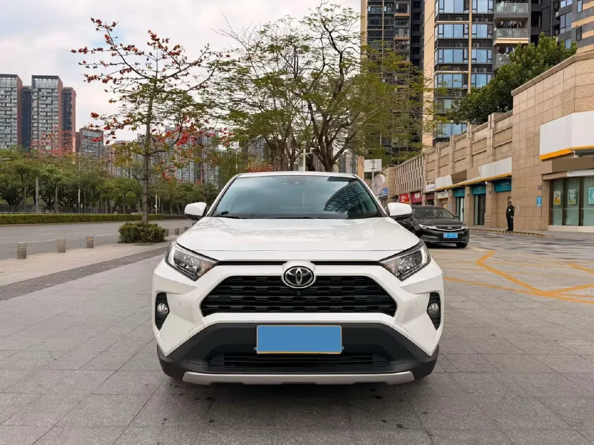 2022 Toyota RAV4 2.0L 171HP L4 CVT,autocango,china used car exporter,china ev exporter,chinese used car exporter,chinese used ev exporter
