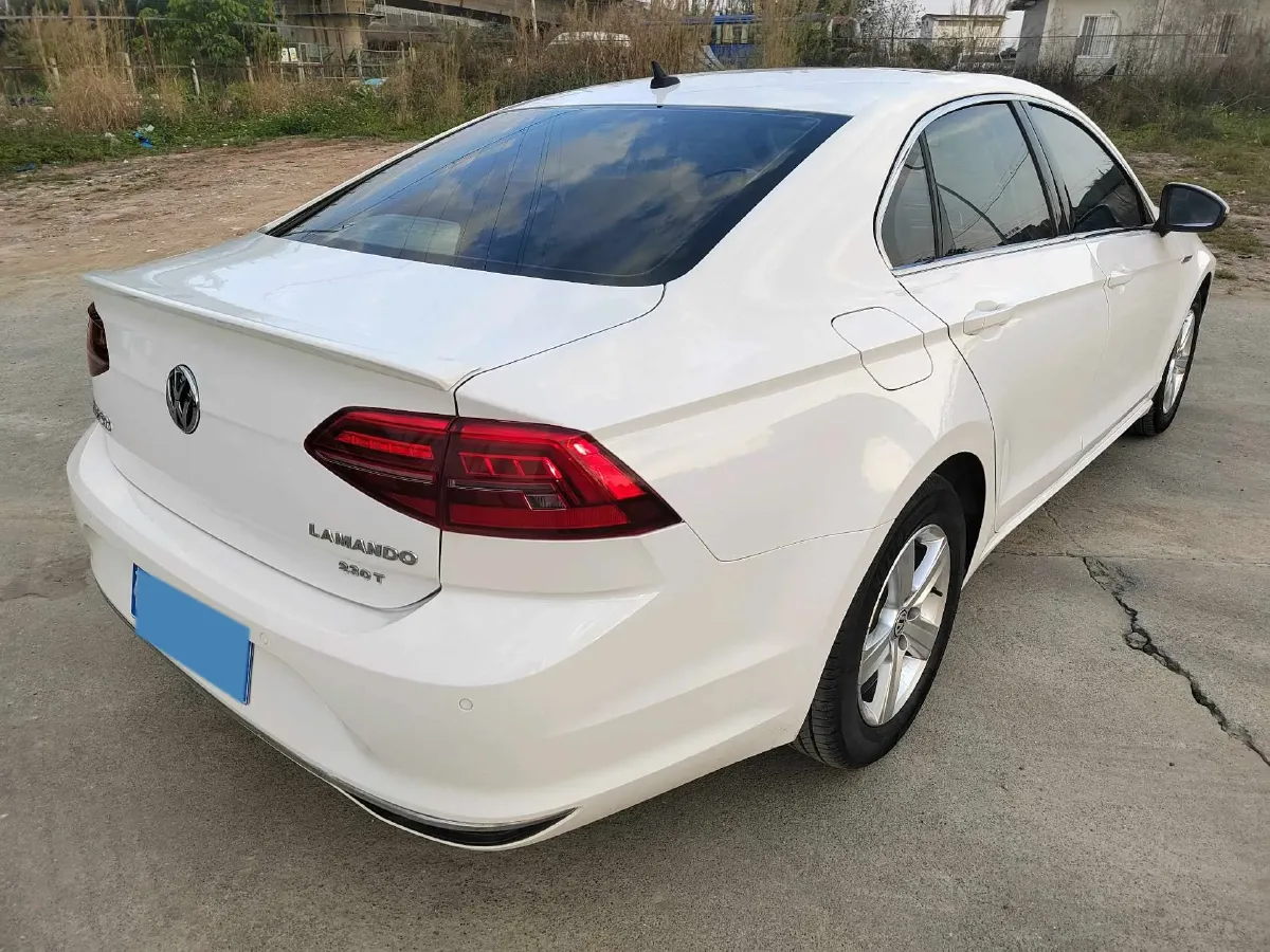 2019 Volkswagen T-Cross 1.4T 150HP L4 7DCT,autocango,china used car exporter,china ev exporter,chinese used car exporter,chinese used ev exporter