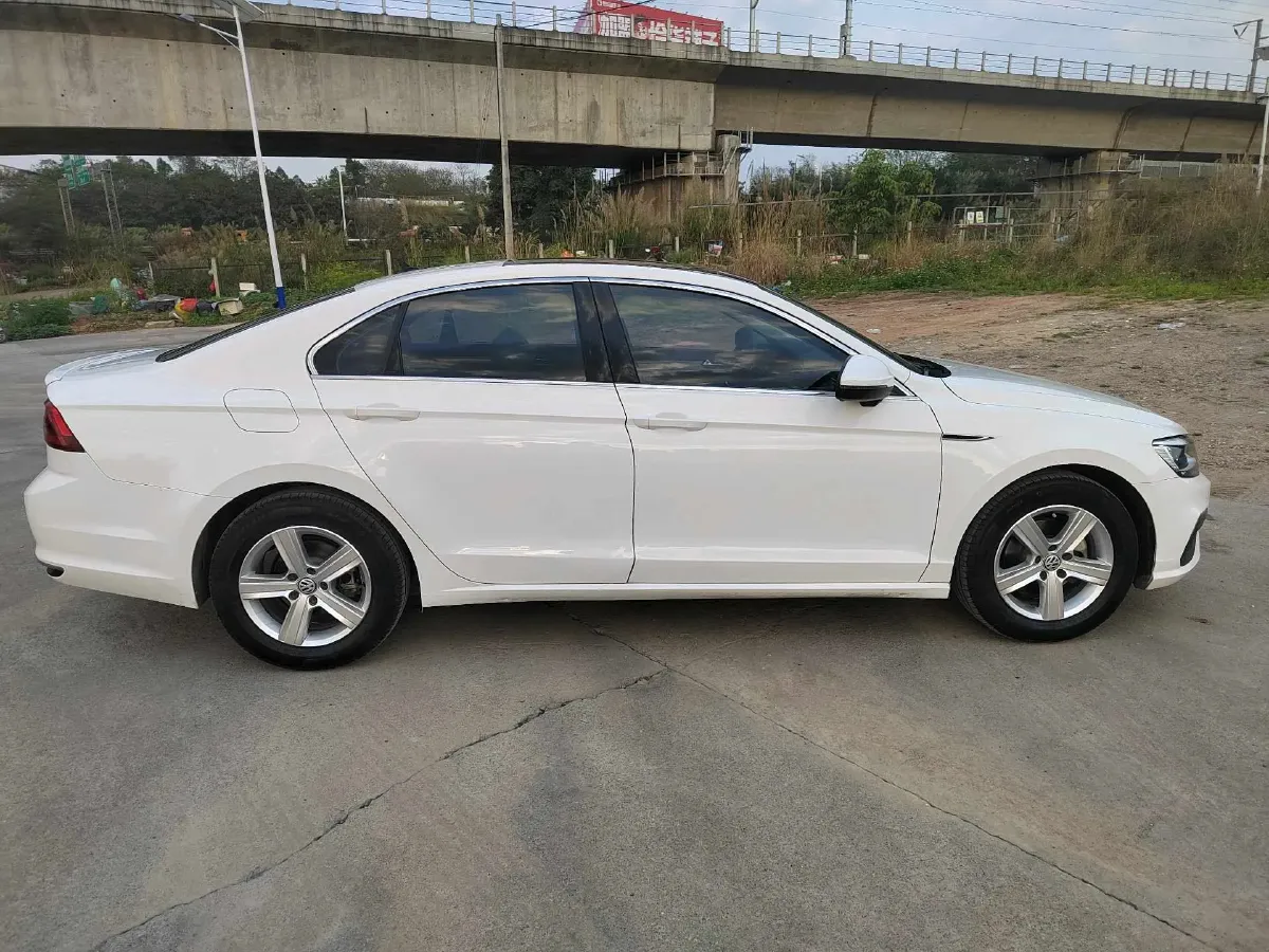 2019 Volkswagen T-Cross 1.4T 150HP L4 7DCT,autocango,china used car exporter,china ev exporter,chinese used car exporter,chinese used ev exporter