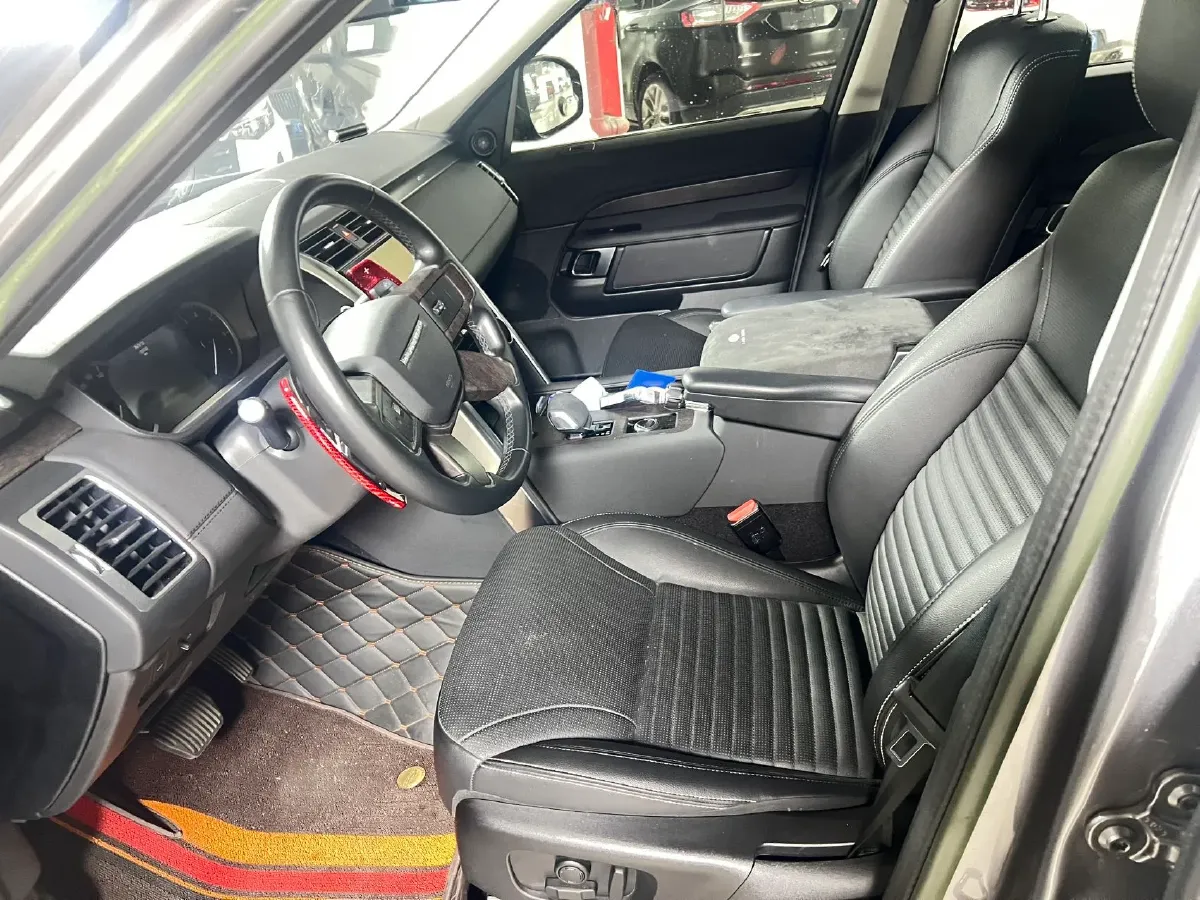 2023 Land Rover Discovery 2.0T 300HP L4 8AT,autocango,china used car exporter,china ev exporter,chinese used car exporter,chinese used ev exporter