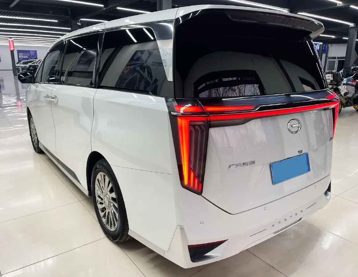 2023 GAC Trumpchi M8 2.0T 252HP L4 8AT,autocango,china used car exporter,china ev exporter,chinese used car exporter,chinese used ev exporter