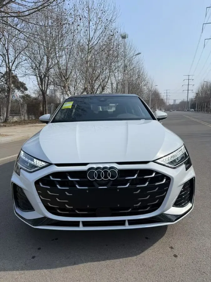 2025 Audi A3 1.5T 160HP L4 7DCT,autocango,china used car exporter,china ev exporter,chinese used car exporter,chinese used ev exporter