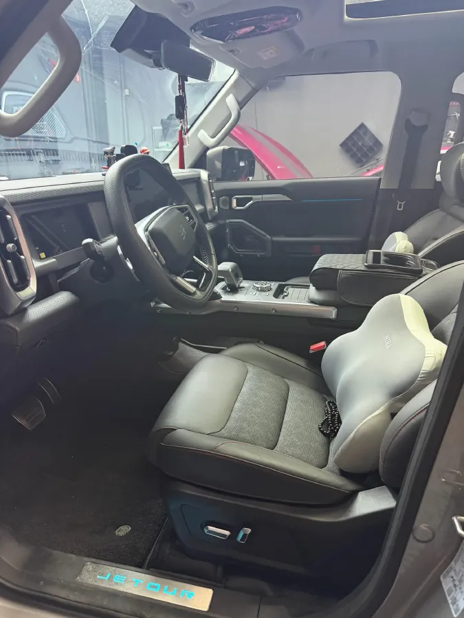 2023 Jetour Traveller 2.0T 254HP L4 7DCT,autocango,china used car exporter,china ev exporter,chinese used car exporter,chinese used ev exporter