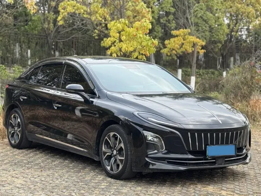 2023 HongQi E-QM5 BEV 54KWH,autocango,china used car exporter,china ev exporter,chinese used car exporter,chinese used ev exporter