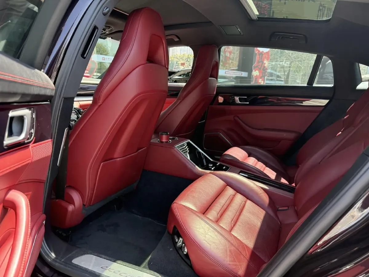 2021 Porsche Panamera 2.9T 330HP V6 8DCT,autocango,china used car exporter,china ev exporter,chinese used car exporter,chinese used ev exporter