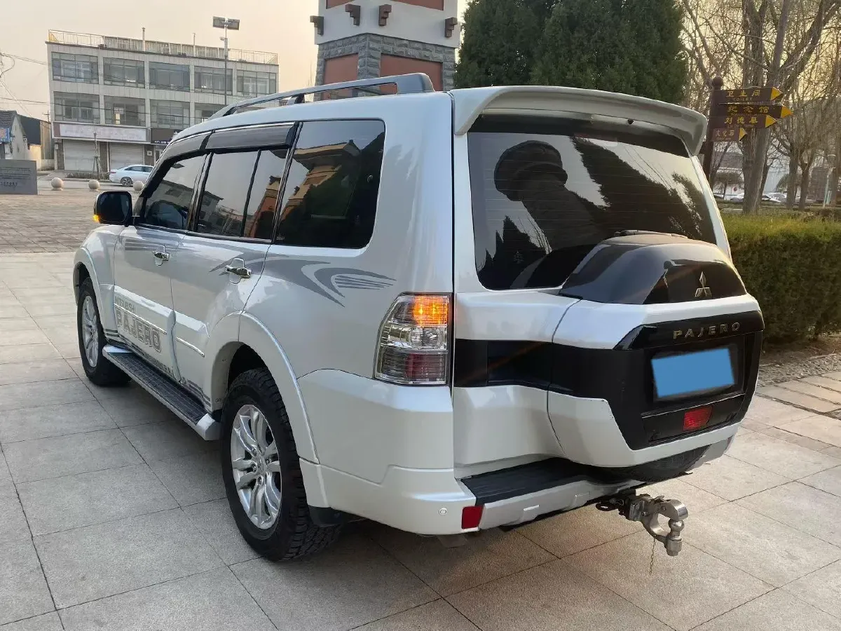 2017 Honda Jade 1.8L 141HP L4 5AT,autocango,china used car exporter,china ev exporter,chinese used car exporter,chinese used ev exporter