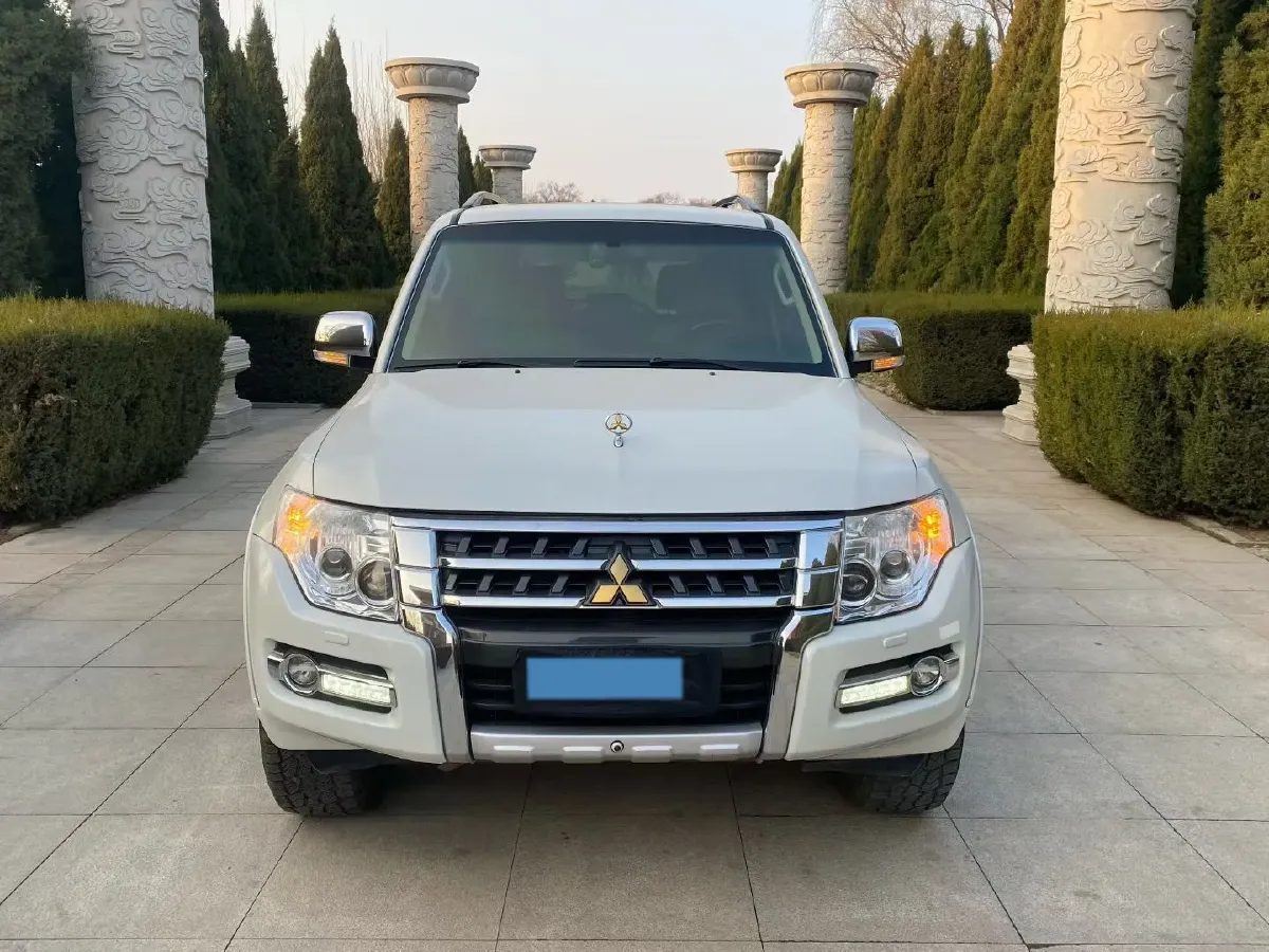 2017 Honda Jade 1.8L 141HP L4 5AT,autocango,china used car exporter,china ev exporter,chinese used car exporter,chinese used ev exporter