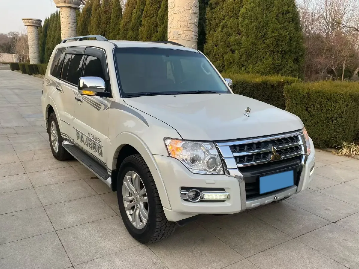 2017 Honda Jade 1.8L 141HP L4 5AT,autocango,china used car exporter,china ev exporter,chinese used car exporter,chinese used ev exporter