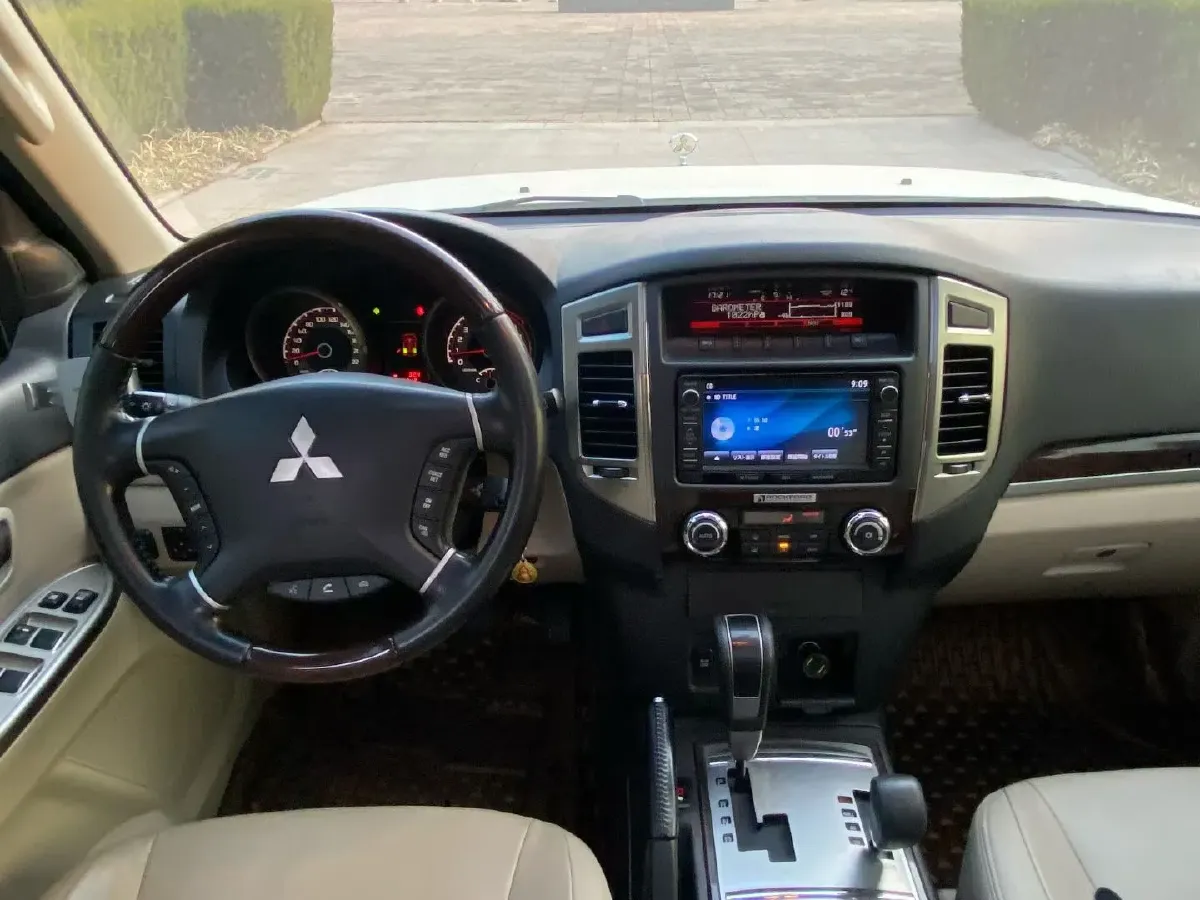 2017 Honda Jade 1.8L 141HP L4 5AT,autocango,china used car exporter,china ev exporter,chinese used car exporter,chinese used ev exporter