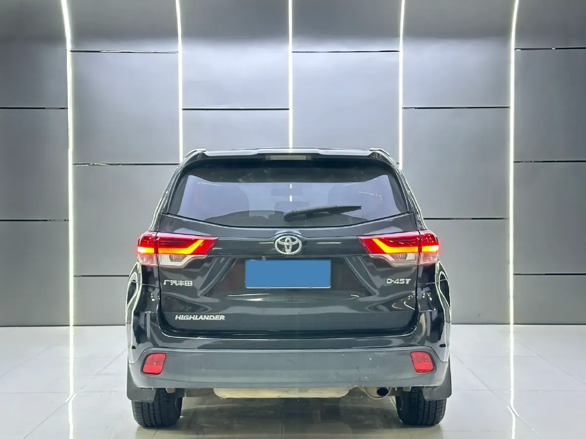 2021 Toyota Highlander 2.0T 220HP L4 6AT,autocango,china used car exporter,china ev exporter,chinese used car exporter,chinese used ev exporter