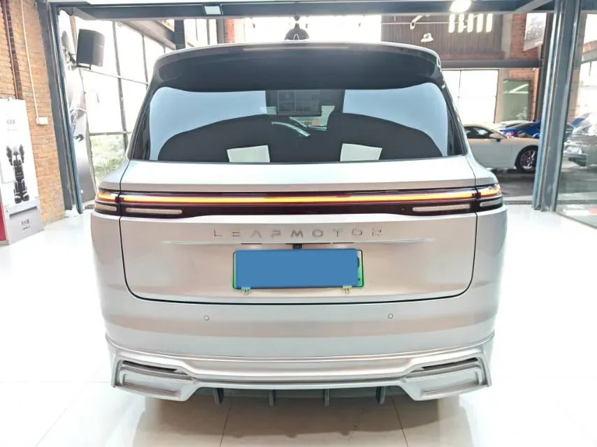 2025 LinkTour E-M8 BEV 65KWH,autocango,china used car exporter,china ev exporter,chinese used car exporter,chinese used ev exporter
