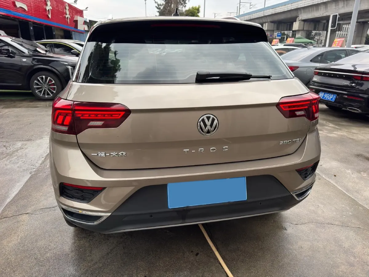 2019 Volkswagen T-Roc 1.4T 150HP L4 7DCT,autocango,china used car exporter,china ev exporter,chinese used car exporter,chinese used ev exporter