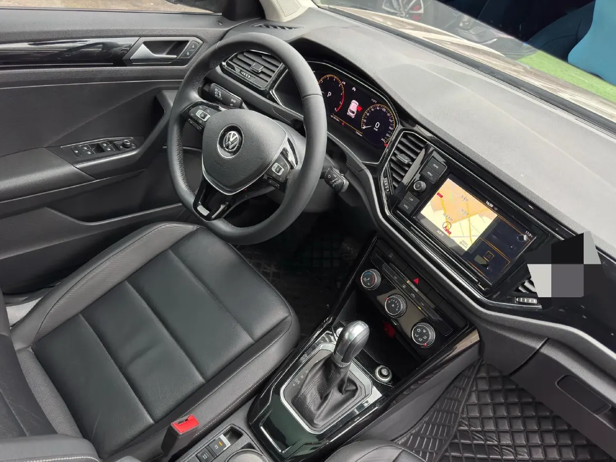 2019 Volkswagen T-Roc 1.4T 150HP L4 7DCT,autocango,china used car exporter,china ev exporter,chinese used car exporter,chinese used ev exporter