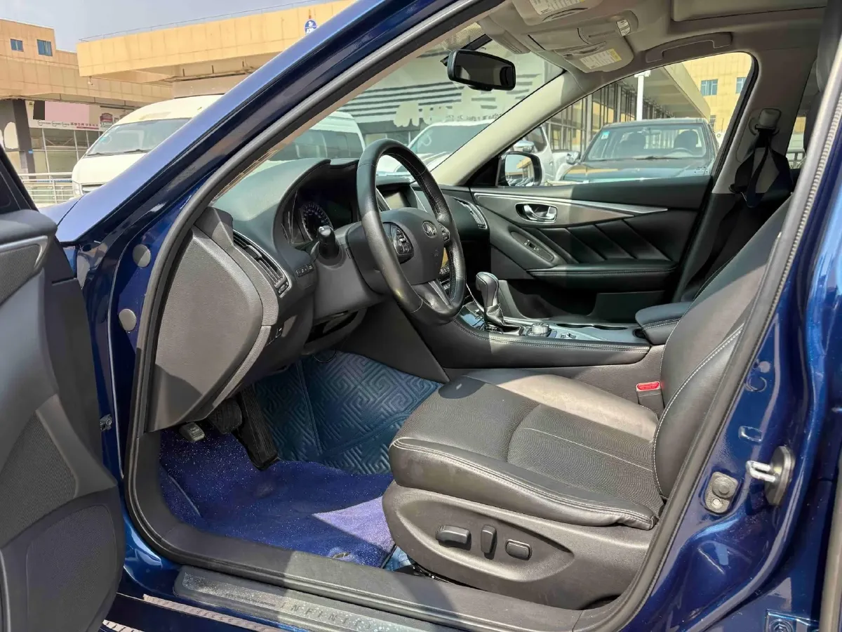 2016 Infiniti Q50L 2.0T 211HP L4 7AT,autocango,china used car exporter,china ev exporter,chinese used car exporter,chinese used ev exporter