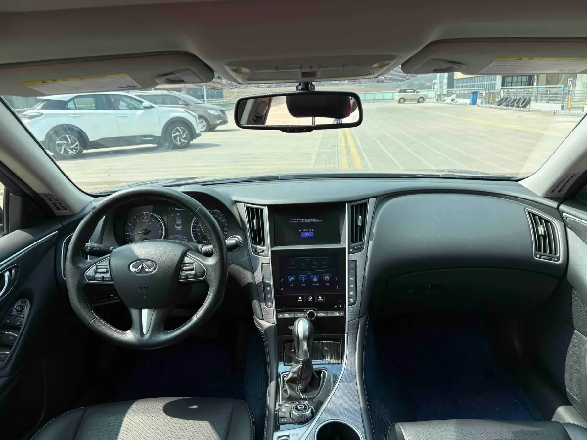 2016 Infiniti Q50L 2.0T 211HP L4 7AT,autocango,china used car exporter,china ev exporter,chinese used car exporter,chinese used ev exporter