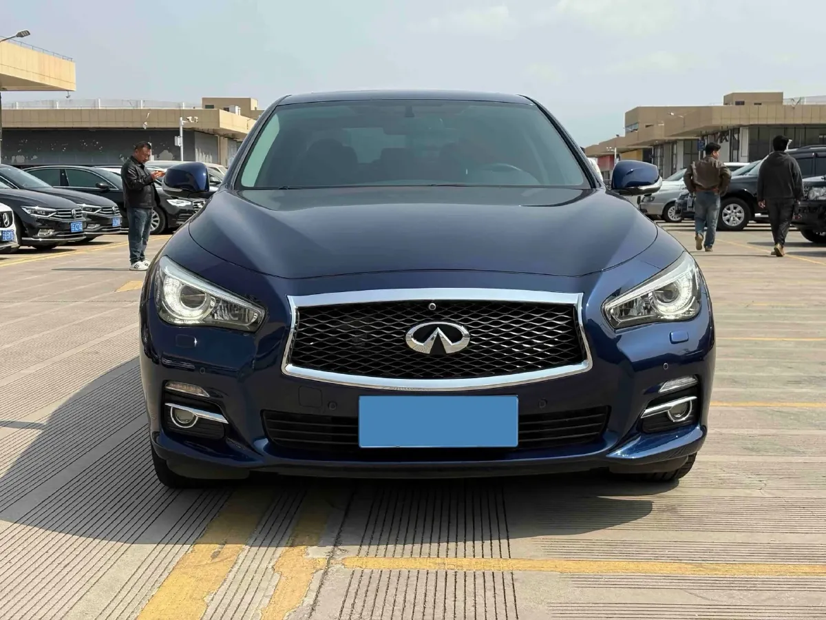 2016 Infiniti Q50L 2.0T 211HP L4 7AT,autocango,china used car exporter,china ev exporter,chinese used car exporter,chinese used ev exporter