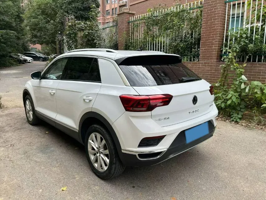 2021 Volkswagen T-Roc 1.4T 150HP L4 7DCT,autocango,china used car exporter,china ev exporter,chinese used car exporter,chinese used ev exporter