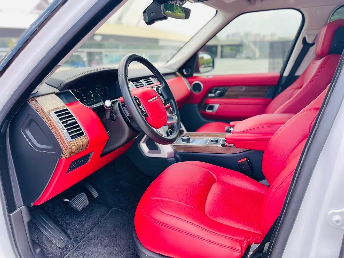 2018 Land Rover Range Rover Evoque 2.0T 241HP L4 9AT,autocango,china used car exporter,china ev exporter,chinese used car exporter,chinese used ev exporter