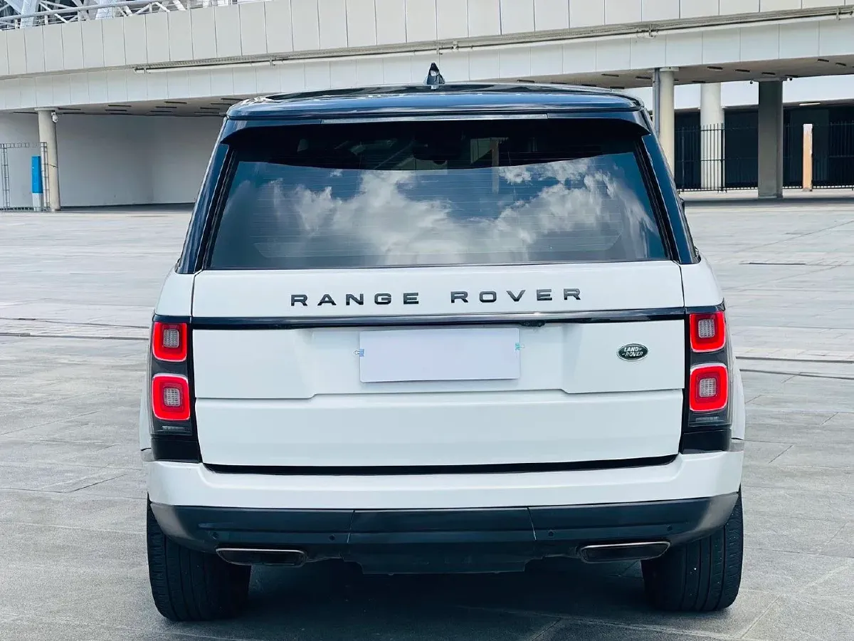 2018 Land Rover Range Rover Evoque 2.0T 241HP L4 9AT,autocango,china used car exporter,china ev exporter,chinese used car exporter,chinese used ev exporter
