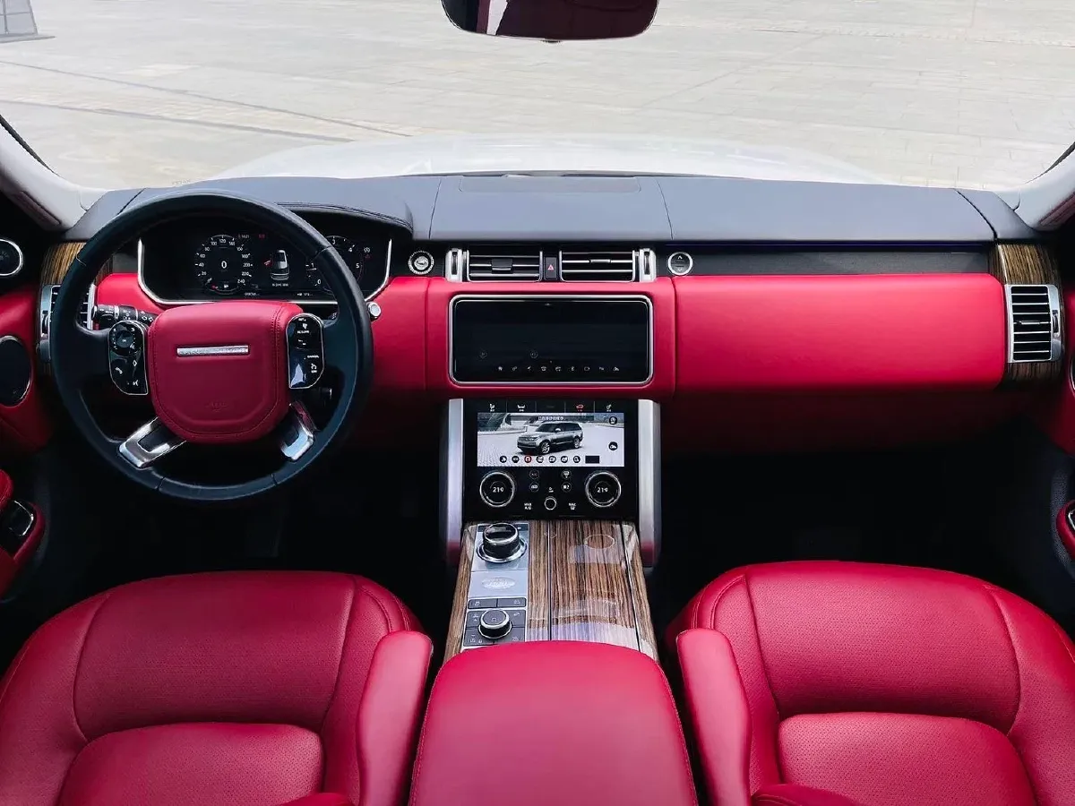 2018 Land Rover Range Rover Evoque 2.0T 241HP L4 9AT,autocango,china used car exporter,china ev exporter,chinese used car exporter,chinese used ev exporter