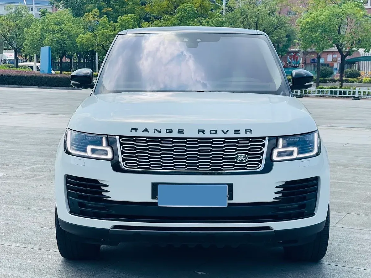 2018 Land Rover Range Rover Evoque 2.0T 241HP L4 9AT,autocango,china used car exporter,china ev exporter,chinese used car exporter,chinese used ev exporter