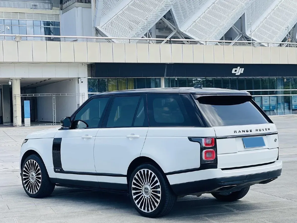 2018 Land Rover Range Rover Evoque 2.0T 241HP L4 9AT,autocango,china used car exporter,china ev exporter,chinese used car exporter,chinese used ev exporter