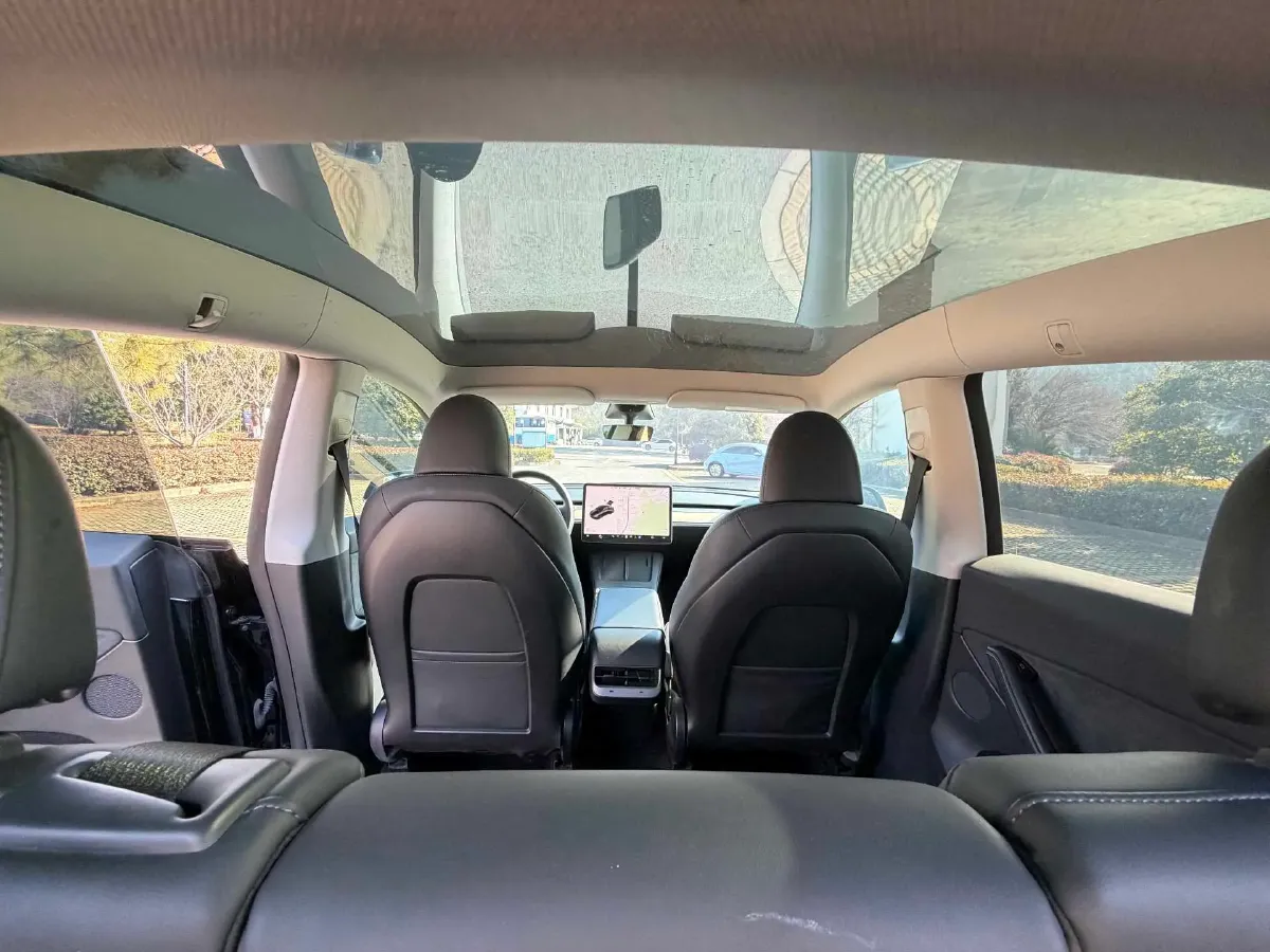 2022 Tesla Model Y BEV 60KWH,autocango,china used car exporter,china ev exporter,chinese used car exporter,chinese used ev exporter