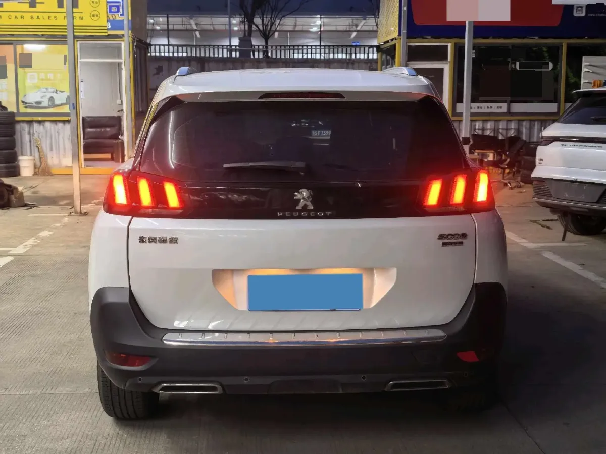 2019 Peugeot 5008 1.6T 170HP L4 6AT,autocango,china used car exporter,china ev exporter,chinese used car exporter,chinese used ev exporter