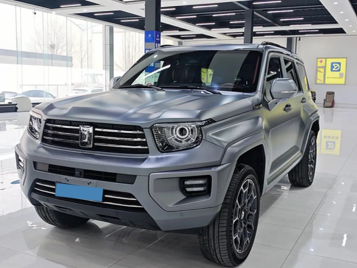 2024 Tank 700 3.0T 360HP V6 9AT PHEV 37.1KWH,autocango,china used car exporter,china ev exporter,chinese used car exporter,chinese used ev exporter
