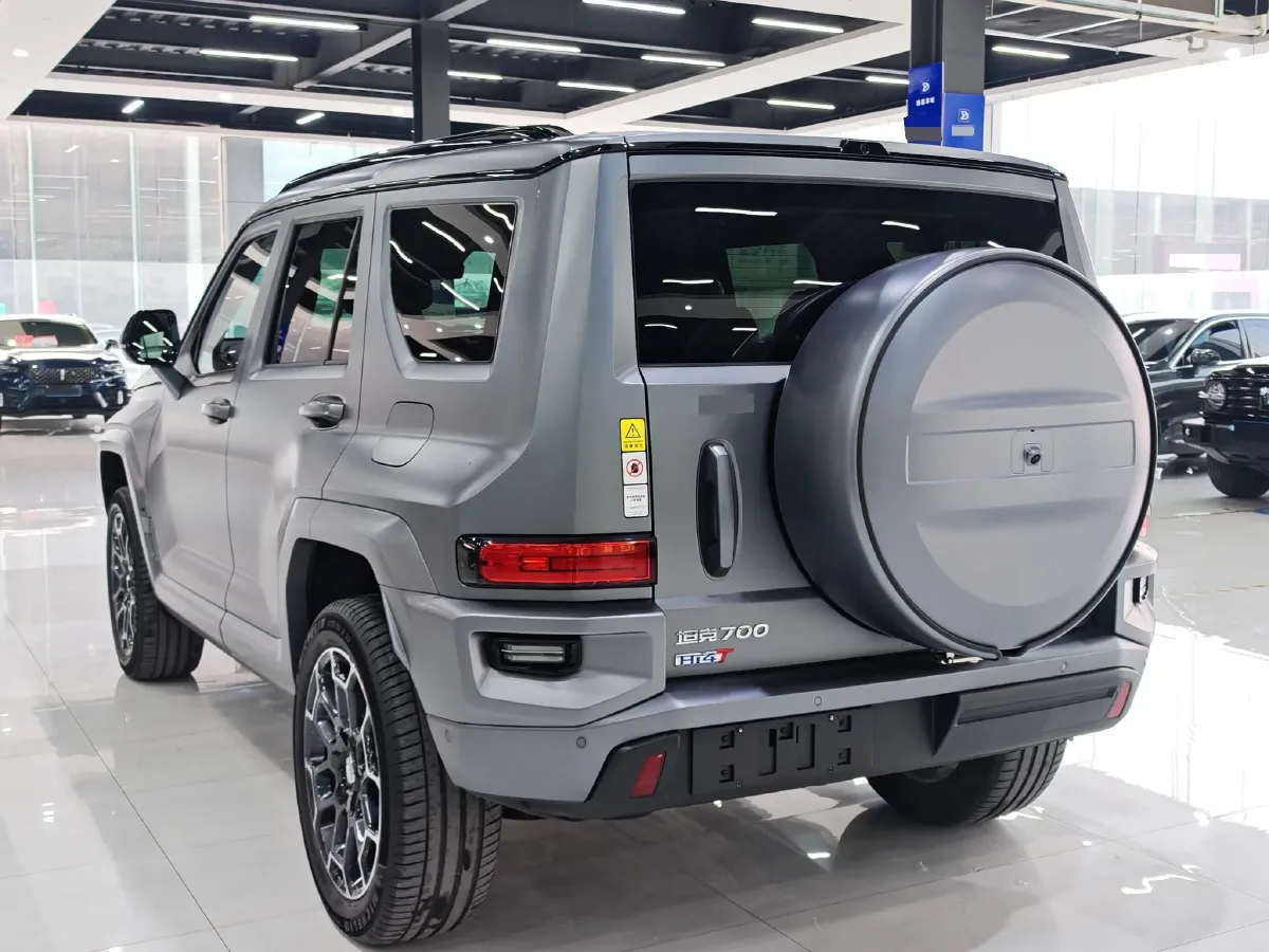 2024 Tank 700 3.0T 360HP V6 9AT PHEV 37.1KWH,autocango,china used car exporter,china ev exporter,chinese used car exporter,chinese used ev exporter