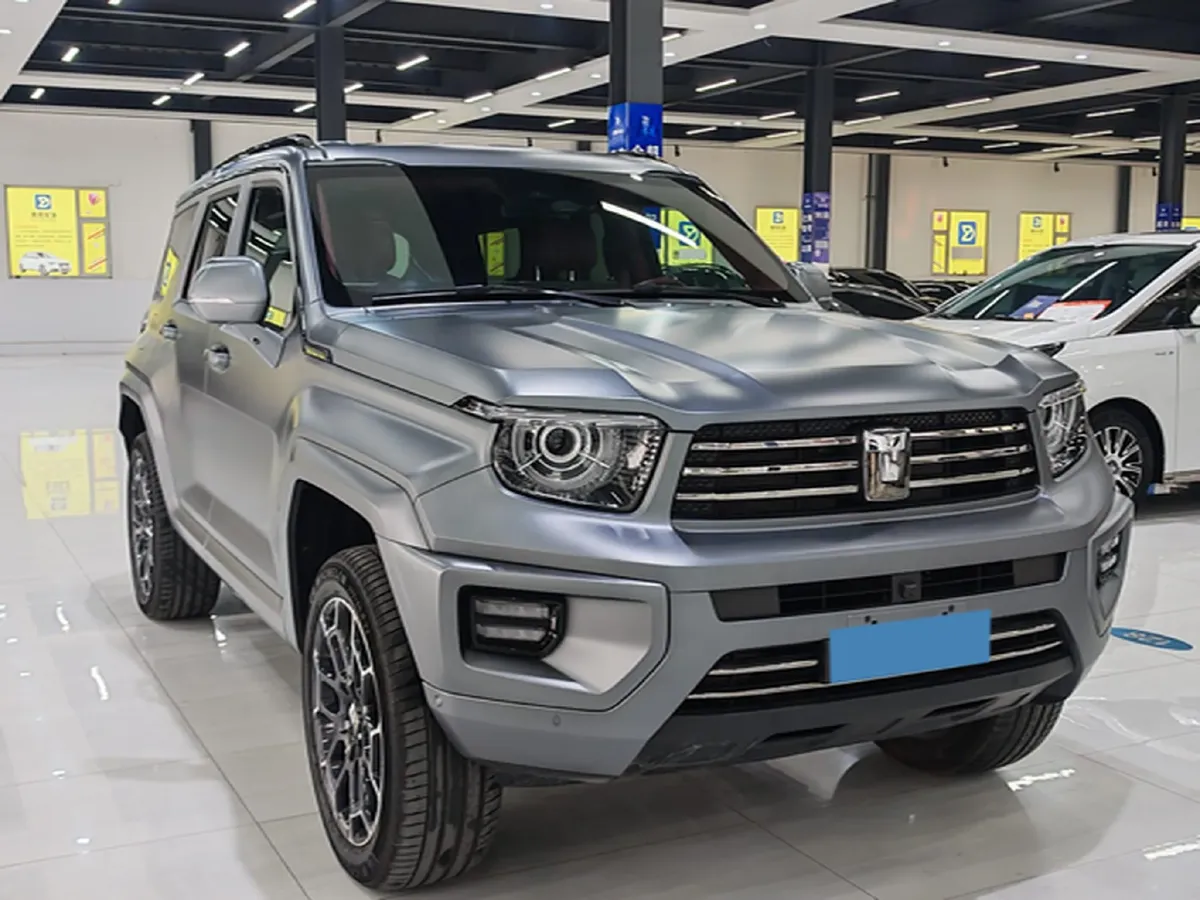 2024 Tank 700 3.0T 360HP V6 9AT PHEV 37.1KWH,autocango,china used car exporter,china ev exporter,chinese used car exporter,chinese used ev exporter