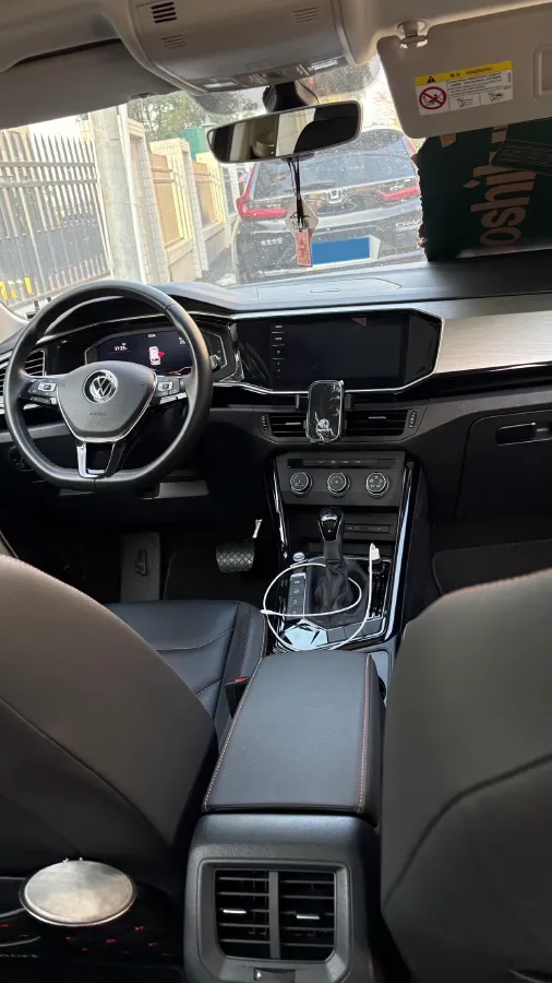 2021 Volkswagen Tayron 2.0T 186HP L4 7DCT,autocango,china used car exporter,china ev exporter,chinese used car exporter,chinese used ev exporter