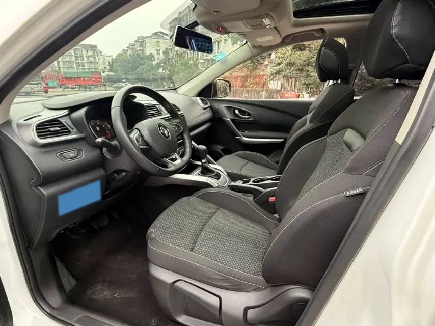 2017 Renault Kadjar 2.0L 150HP L4 CVT,autocango,china used car exporter,china ev exporter,chinese used car exporter,chinese used ev exporter