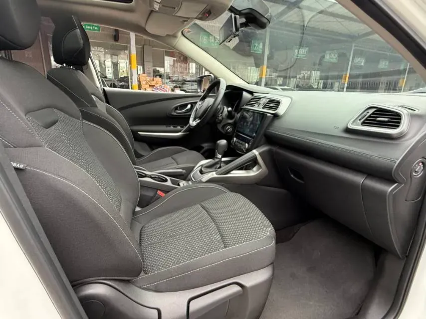 2017 Renault Kadjar 2.0L 150HP L4 CVT,autocango,china used car exporter,china ev exporter,chinese used car exporter,chinese used ev exporter