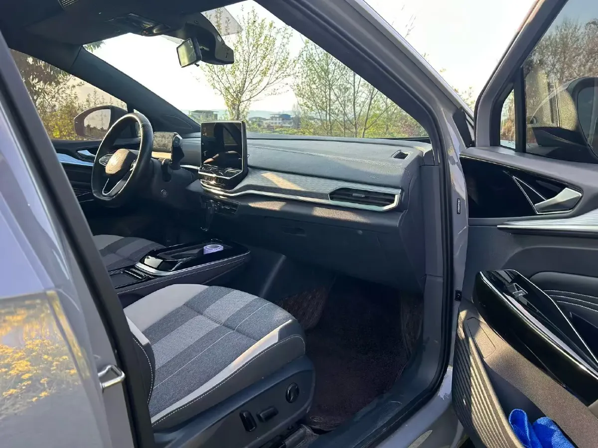 2022 Volkswagen ID.4 Crozz BEV 55.7KWH,autocango,china used car exporter,china ev exporter,chinese used car exporter,chinese used ev exporter