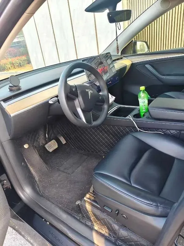 2022 Tesla Model Y BEV 60KWH,autocango,china used car exporter,china ev exporter,chinese used car exporter,chinese used ev exporter