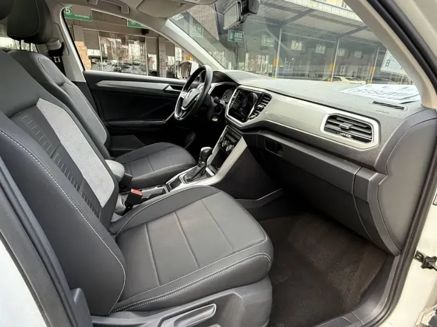 2021 Volkswagen T-Roc 1.4T 150HP L4 7DCT,autocango,china used car exporter,china ev exporter,chinese used car exporter,chinese used ev exporter