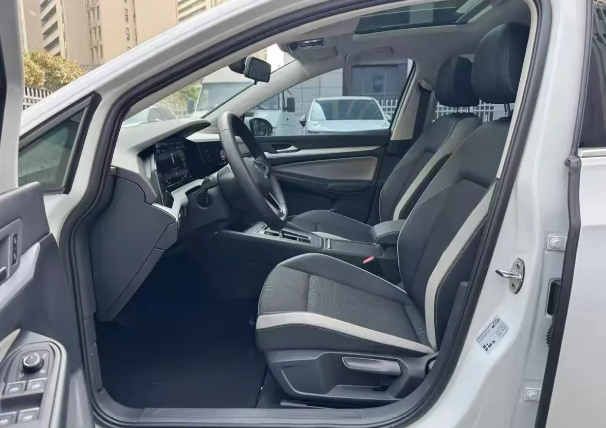 2021 Volkswagen Golf 1.4T 150HP L4 7DCT,autocango,china used car exporter,china ev exporter,chinese used car exporter,chinese used ev exporter