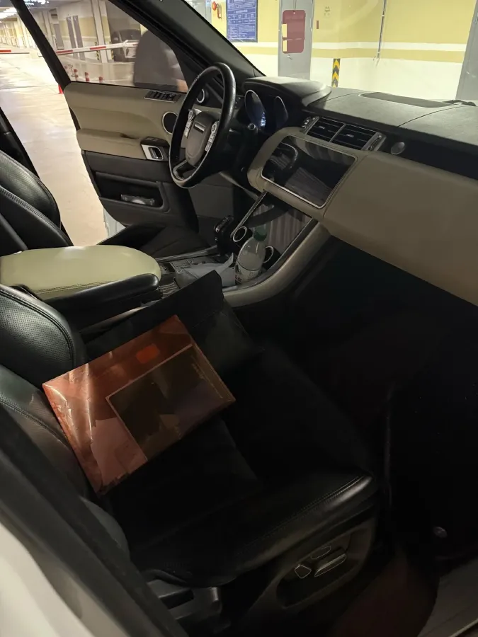 2014 Land Rover Range Rover Sport 3.0T 340HP V6 8AT,autocango,china used car exporter,china ev exporter,chinese used car exporter,chinese used ev exporter