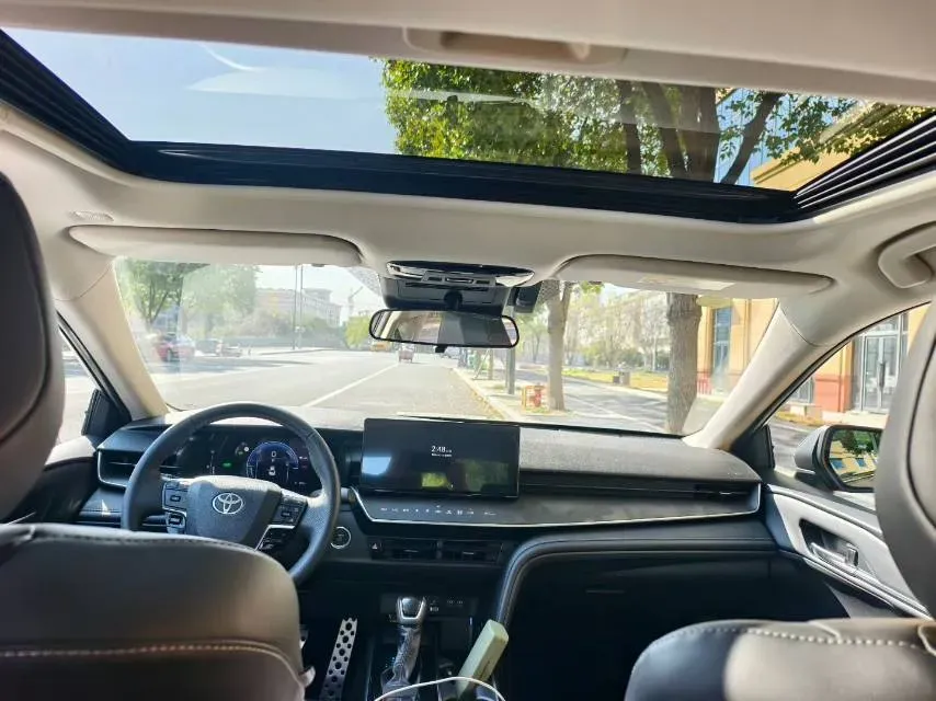 2026 Toyota Camry 2.0L 152HP L4 E-CVT Hybrid,autocango,china used car exporter,china ev exporter,chinese used car exporter,chinese used ev exporter