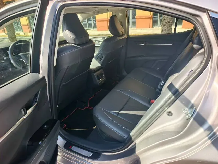 2026 Toyota Camry 2.0L 152HP L4 E-CVT Hybrid,autocango,china used car exporter,china ev exporter,chinese used car exporter,chinese used ev exporter