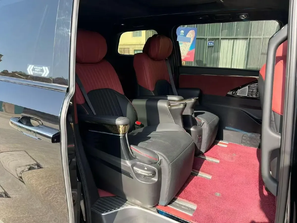 2024 GAC Trumpchi M8 2.0T 252HP L4 8AT,autocango,china used car exporter,china ev exporter,chinese used car exporter,chinese used ev exporter