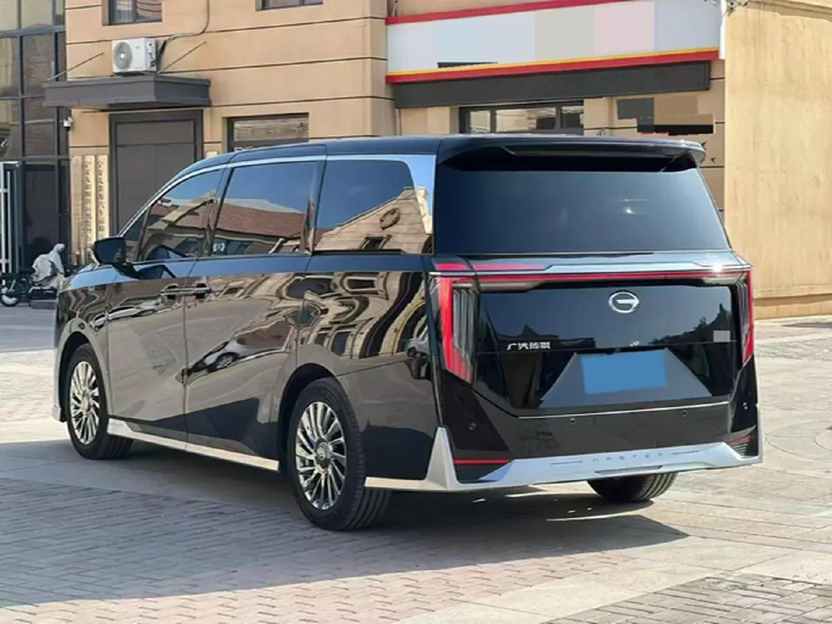 2024 GAC Trumpchi M8 2.0T 252HP L4 8AT,autocango,china used car exporter,china ev exporter,chinese used car exporter,chinese used ev exporter