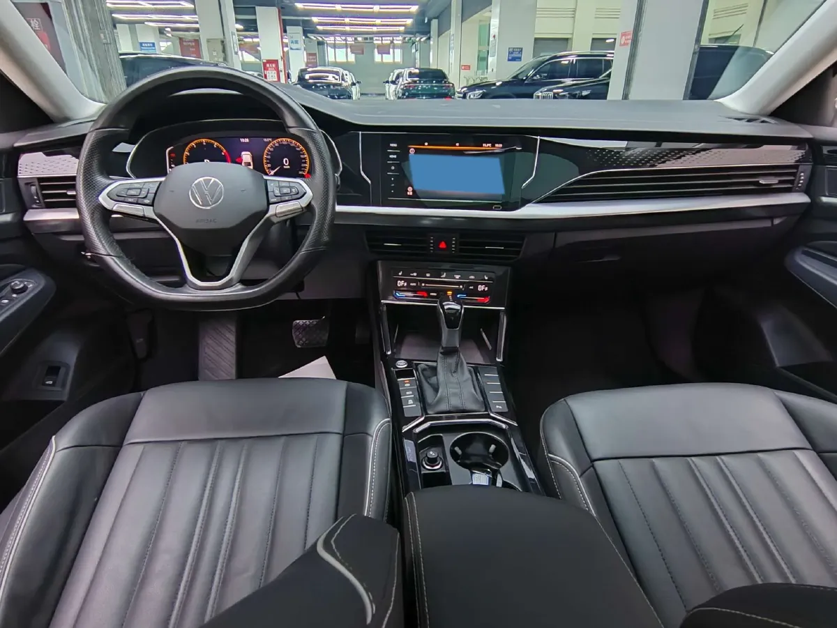 2022 Skoda Kodiak GT 2.0T 186HP L4 7DCT,autocango,china used car exporter,china ev exporter,chinese used car exporter,chinese used ev exporter