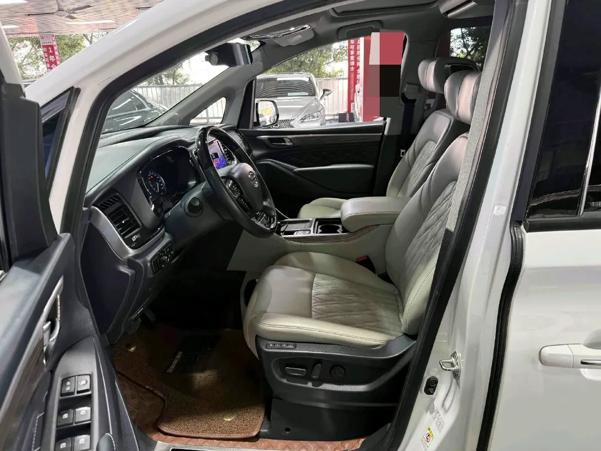 2020 GAC Trumpchi M8 2.0T 252HP L4 8AT,autocango,china used car exporter,china ev exporter,chinese used car exporter,chinese used ev exporter