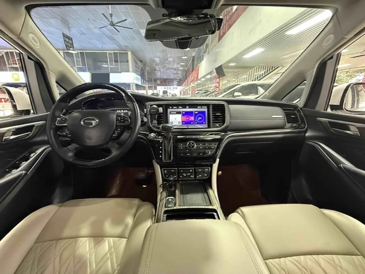 2020 GAC Trumpchi M8 2.0T 252HP L4 8AT,autocango,china used car exporter,china ev exporter,chinese used car exporter,chinese used ev exporter