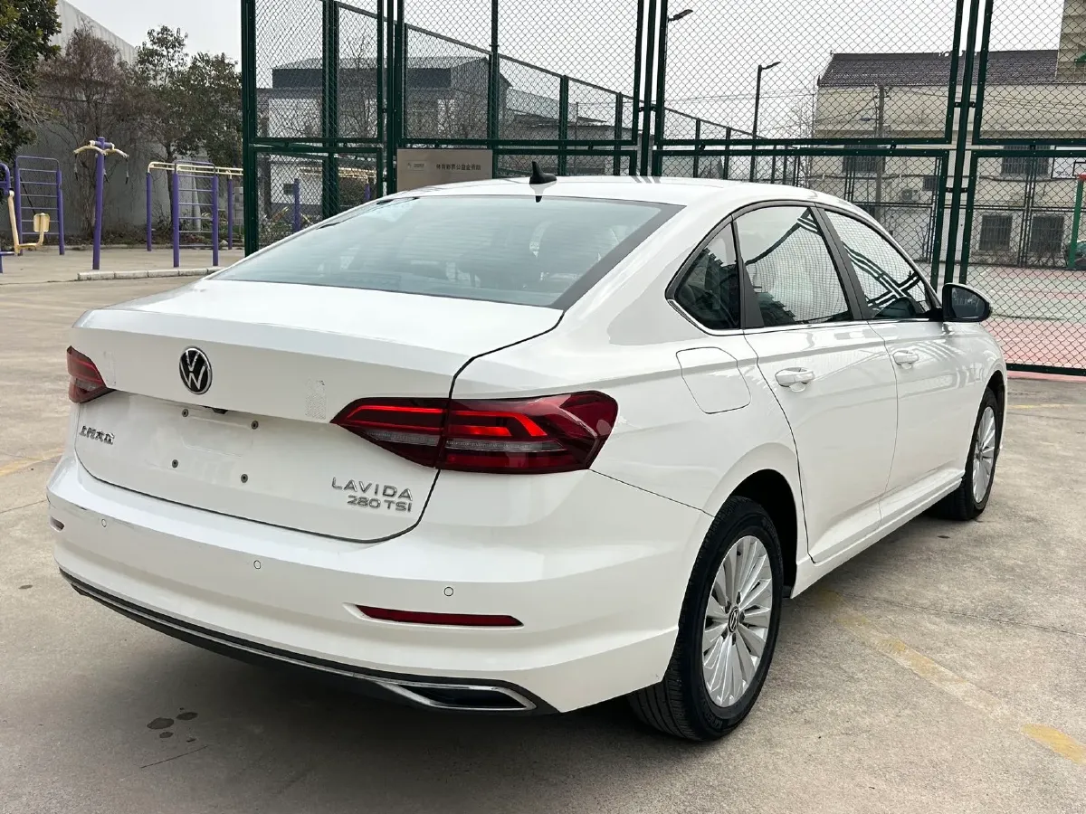 2021 Volkswagen Lavida 1.4T 150HP L4 7DCT,autocango,china used car exporter,china ev exporter,chinese used car exporter,chinese used ev exporter